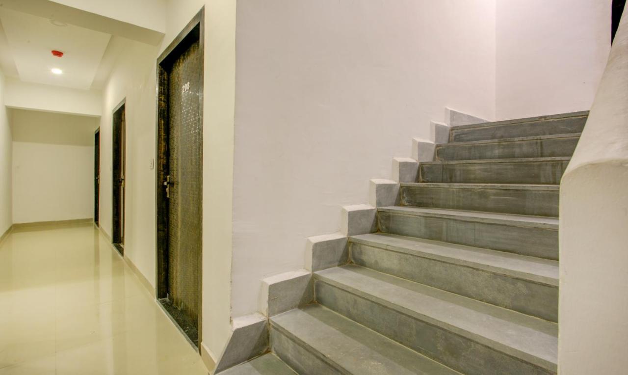 Treebo Kings Inn Vashi Navi Mumbai Dış mekan fotoğraf